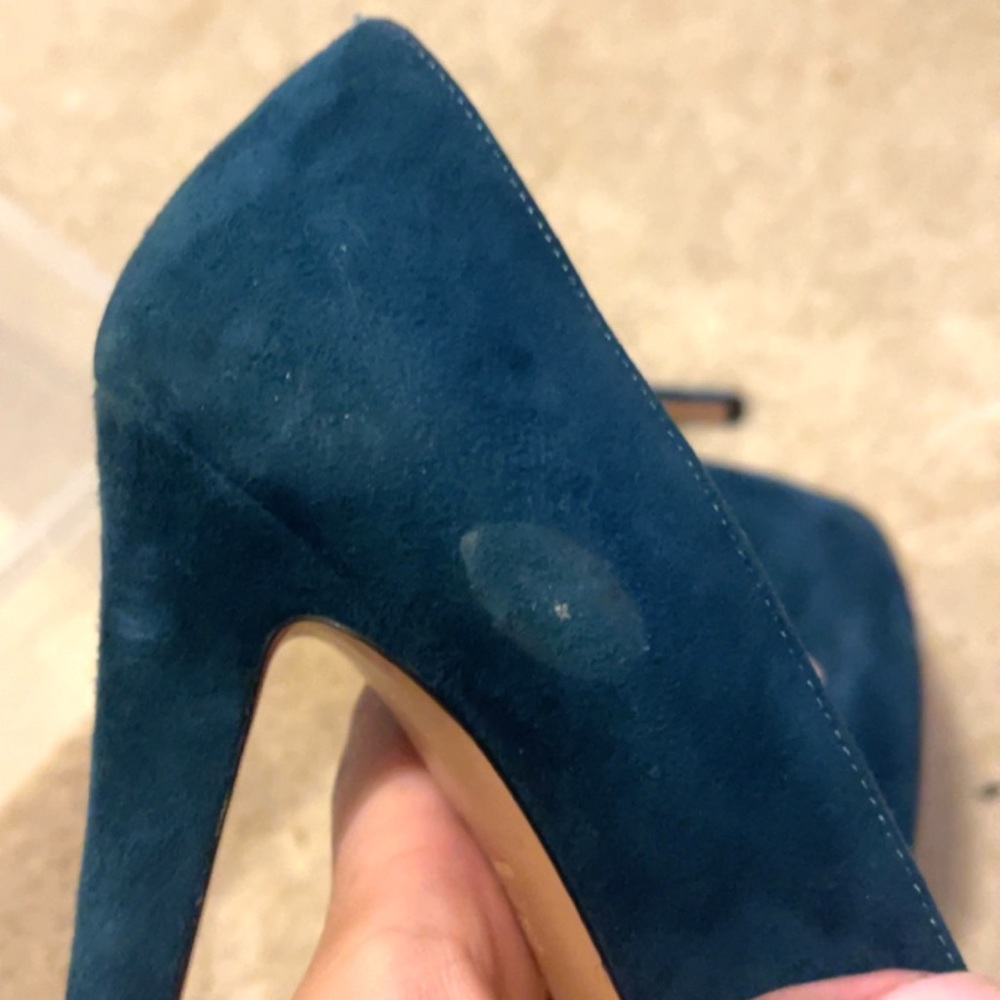 Suede pumps - Picture 3 of 4